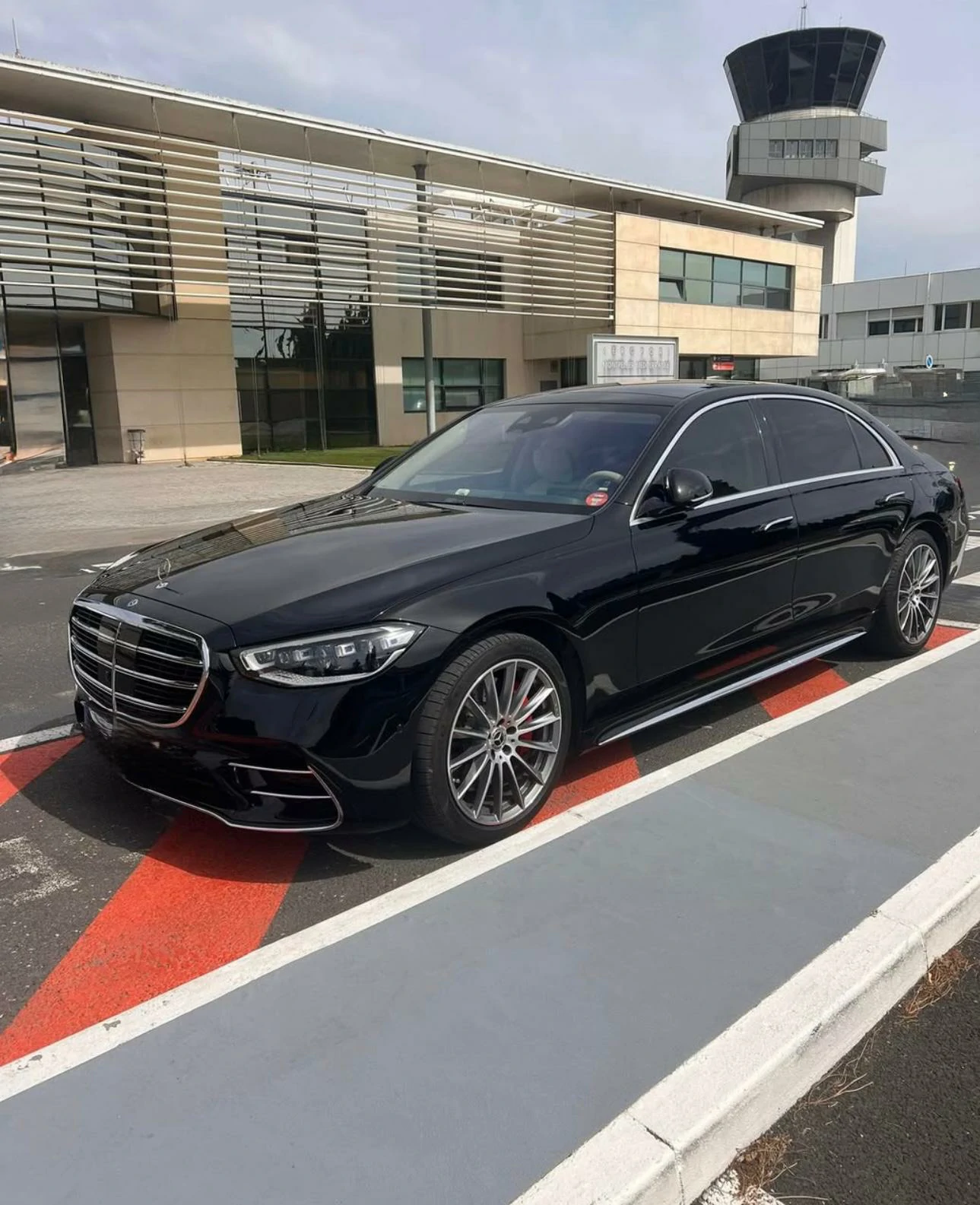 Mercedes-Benz Classe S DreamCarSud — Aéroport Montpellier-Méditerranée