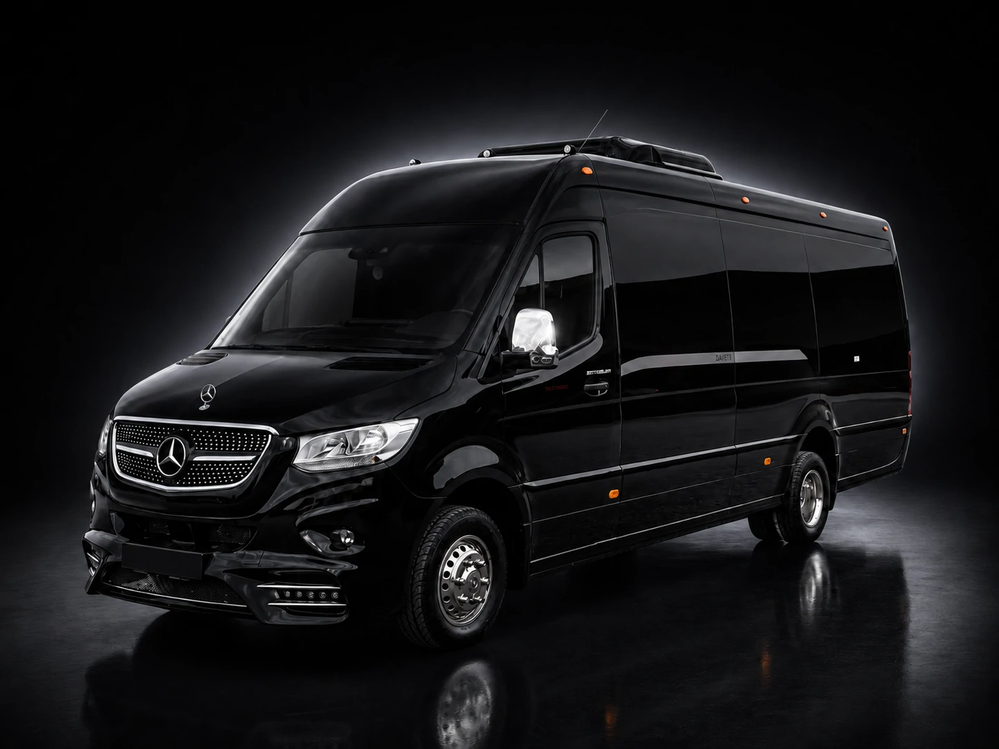 Mercedes-Benz Sprinter 19 places avec chauffeur privé pour transport de groupes en France